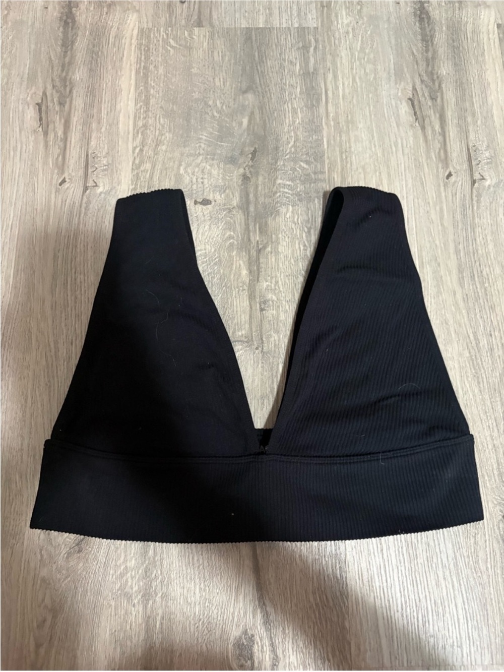 3 for $14 garage Black Ribbed V-Neck top size large